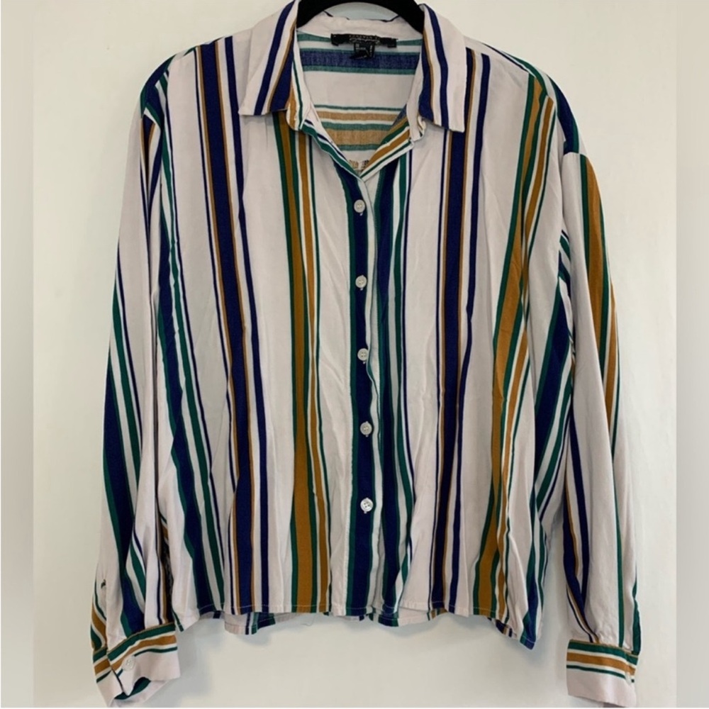 Forever 21 Women’s Striped Button Down Shirt Size S